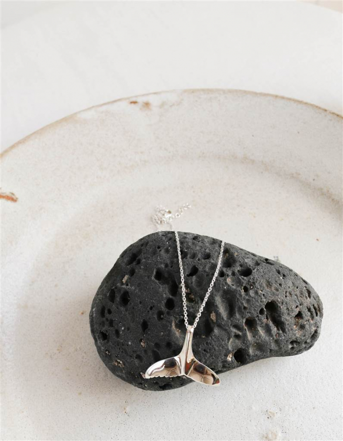 COLLAR BALLENA MARES DEL SUR PLATA