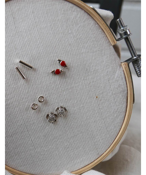 PENDIENTES BARRITAS,...