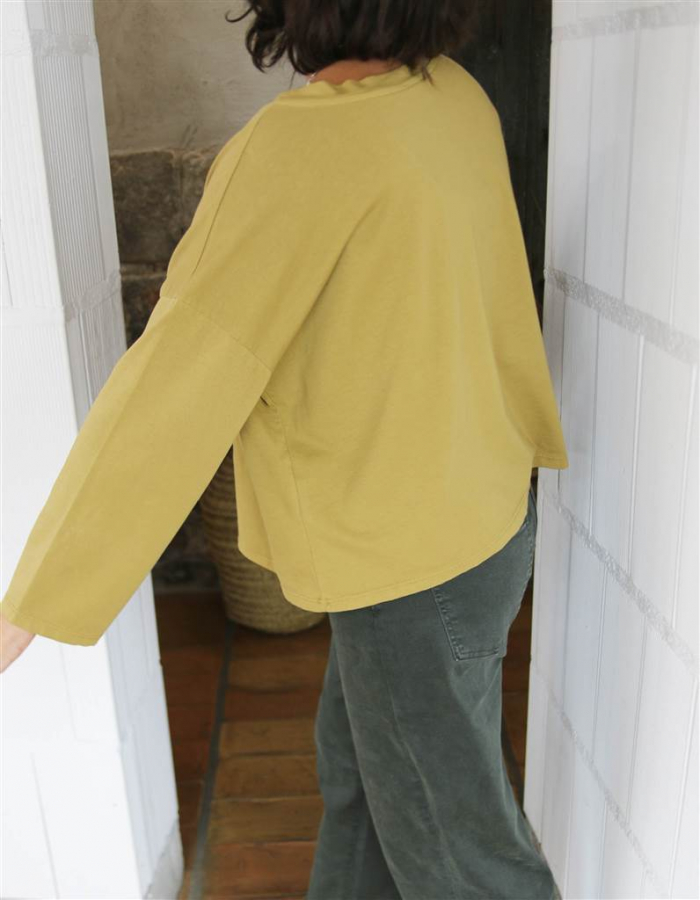 CAMISETA BASIC MOSTAZA