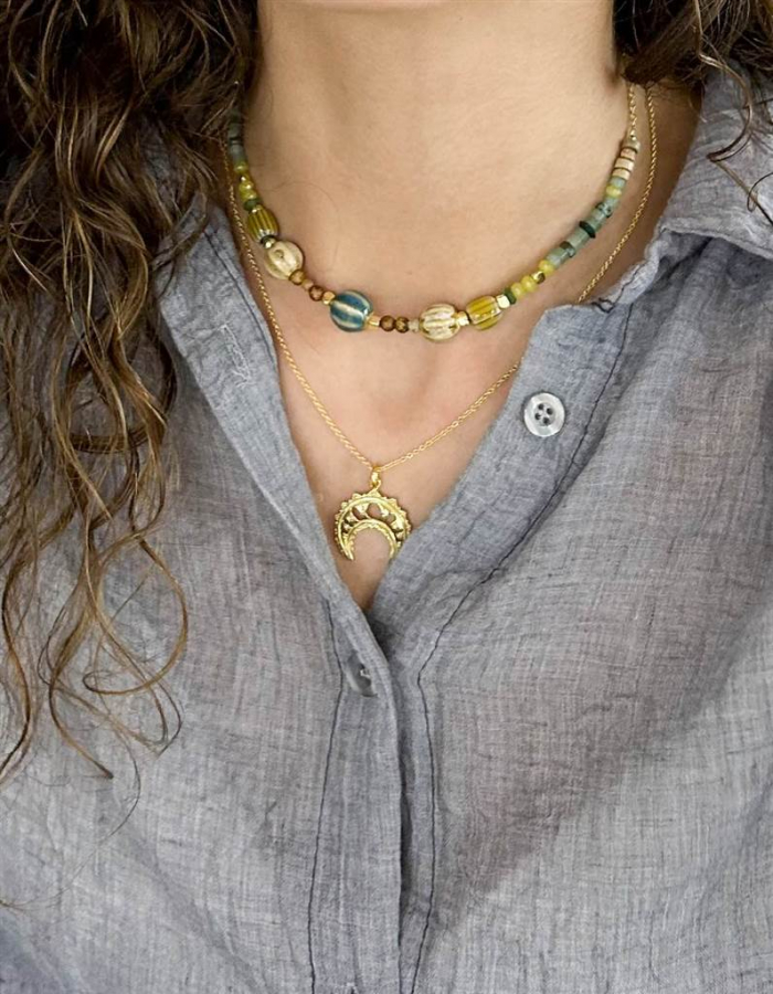 COLGANTE  LUNA BOHO ORO