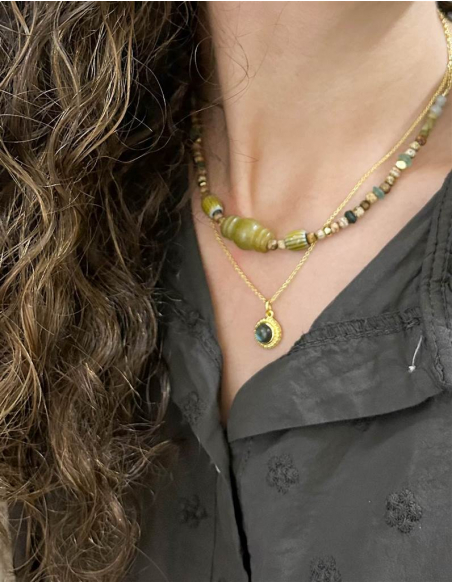 COLGANTE JADE Y OJO DE BUEY