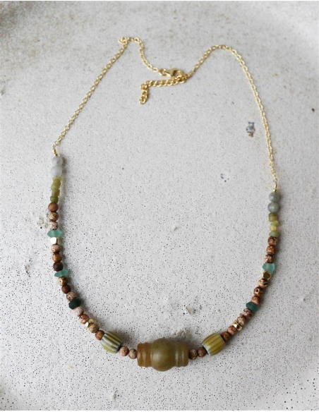 COLGANTE JADE Y OJO DE BUEY