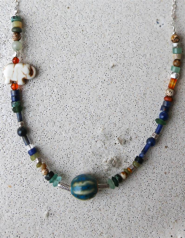 COLGANTE ELEFANTE LAPISLÁZULI PLATA