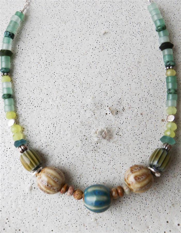 COLGANTE AVENTURINA Y CERÁMICA PLATA