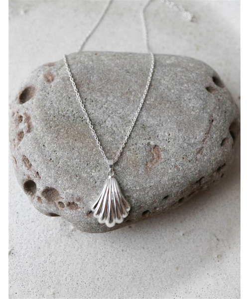 COLGANTE CONCHA RETRO 2