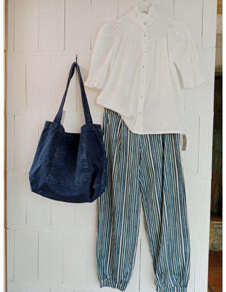 PANTALÓN  RAYA AZUL