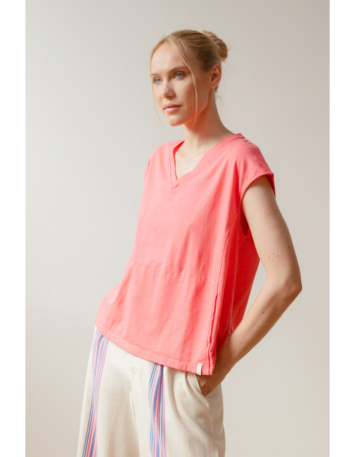 CAMISETA BOLSOS