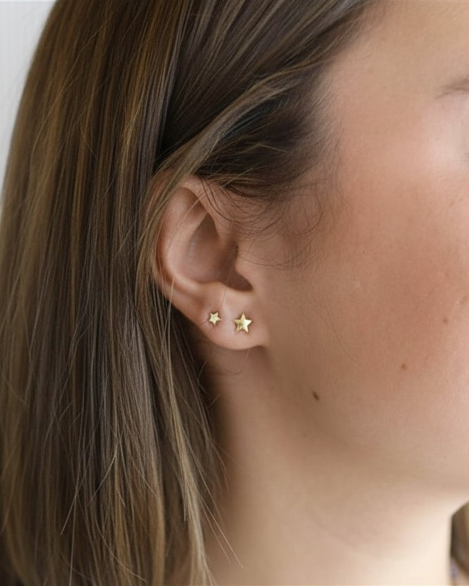 PENDIENTES  ESTRELLAS ORO