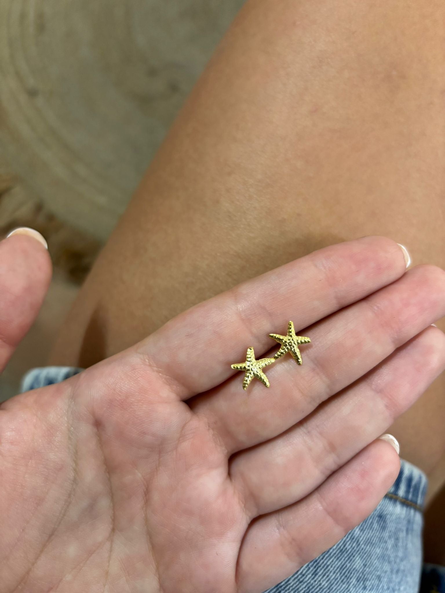 PENDIENTES ESTRELLA DE MAR ORO