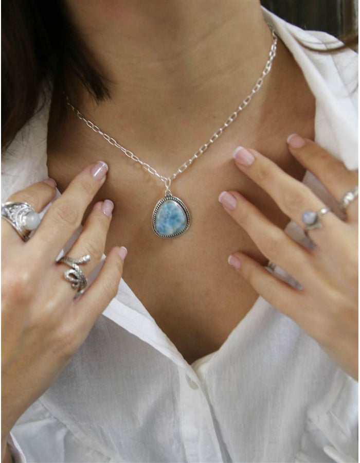 COLGANTE LARIMAR