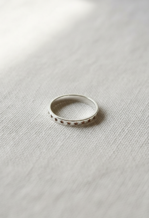 ANILLO ESTRELLAS PLATA