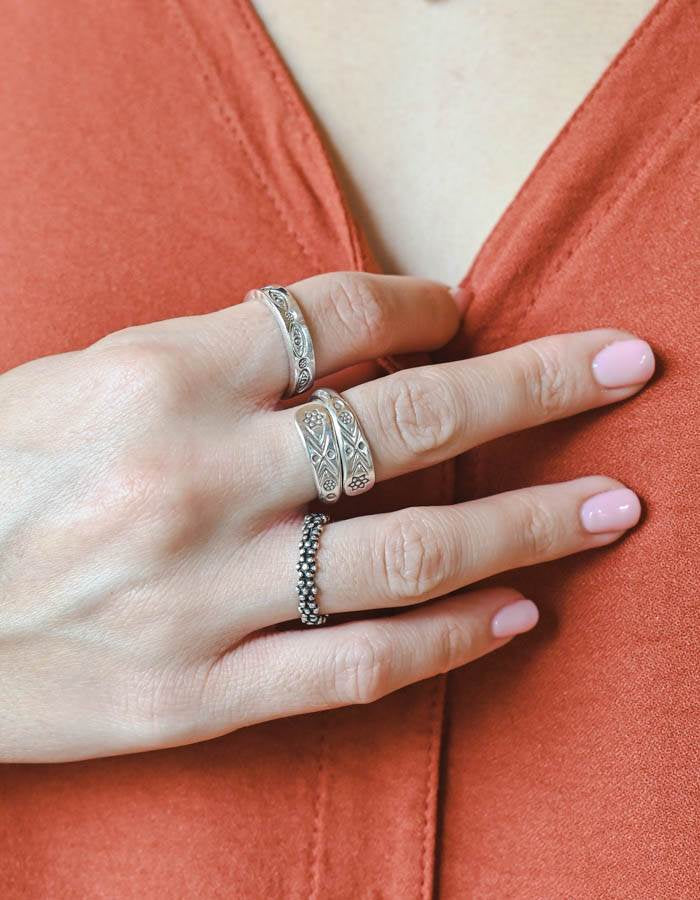 ANILLO DELIA
