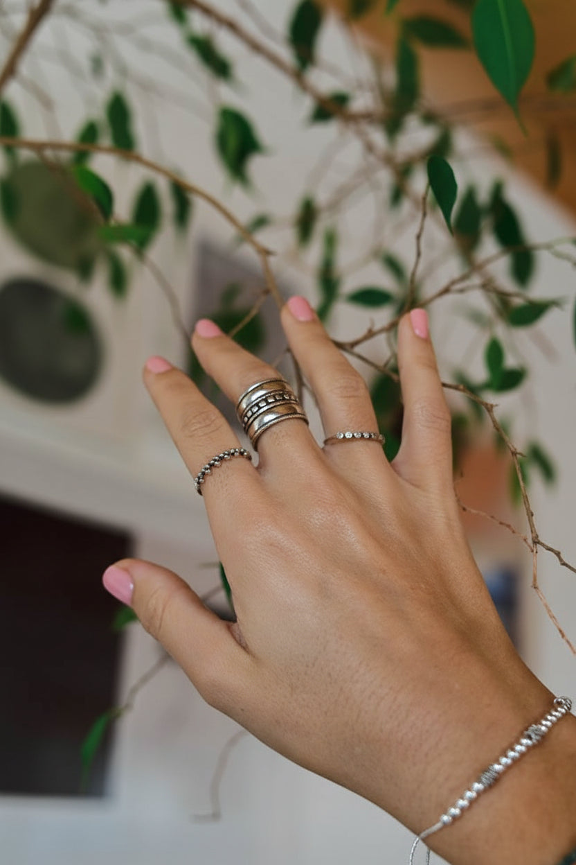 ANILLO LAURA
