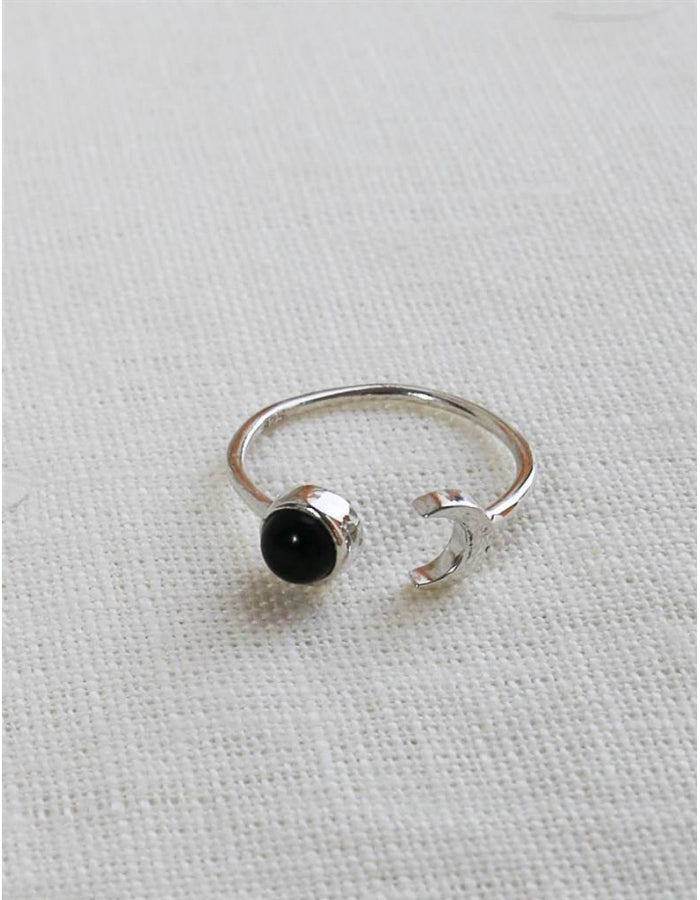 ANILLO LUNA Y ÓNIX
