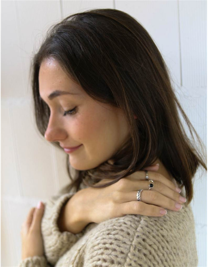 ANILLO LUNA Y ÓNIX