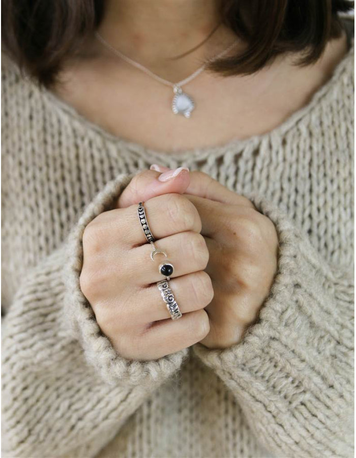 ANILLO LUNA Y ÓNIX