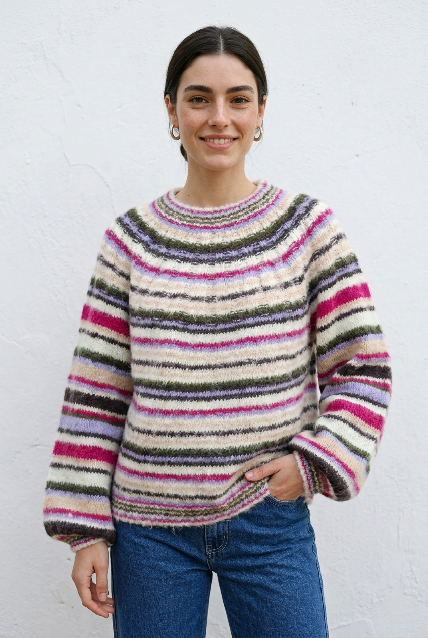 Jersey Sara con la modelo de Dublín de medio cuerpo