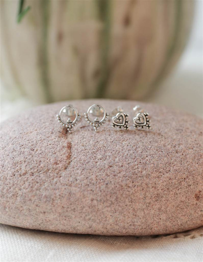 PACK PENDIENTES SENA Y PENDIENTES BOLITAS