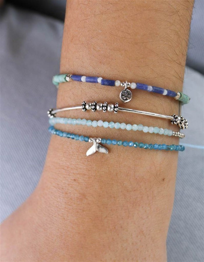 PULSERA BALLENITA Y PIEDRAS NATURALES