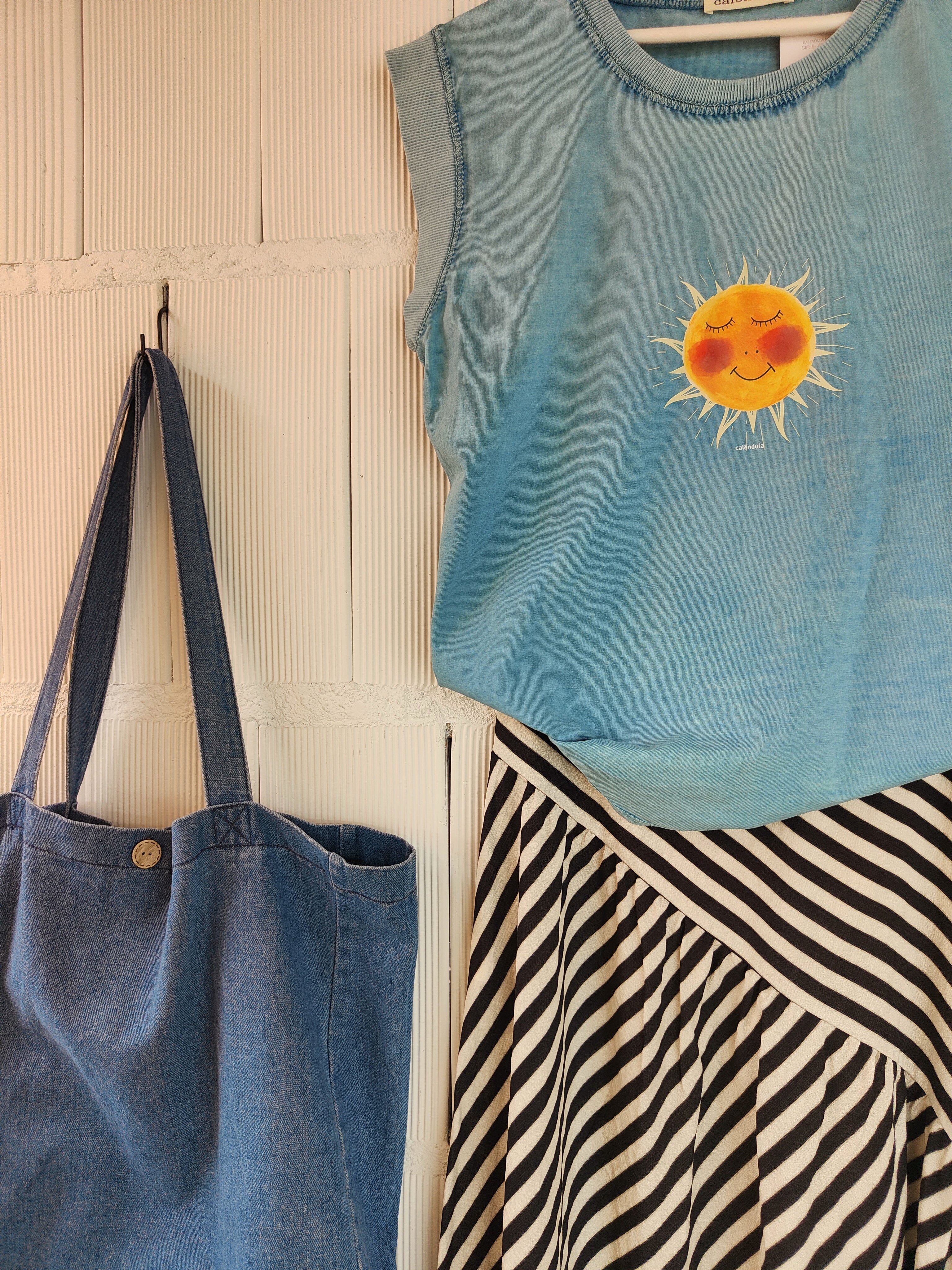 CAMISETA SOL AZUL