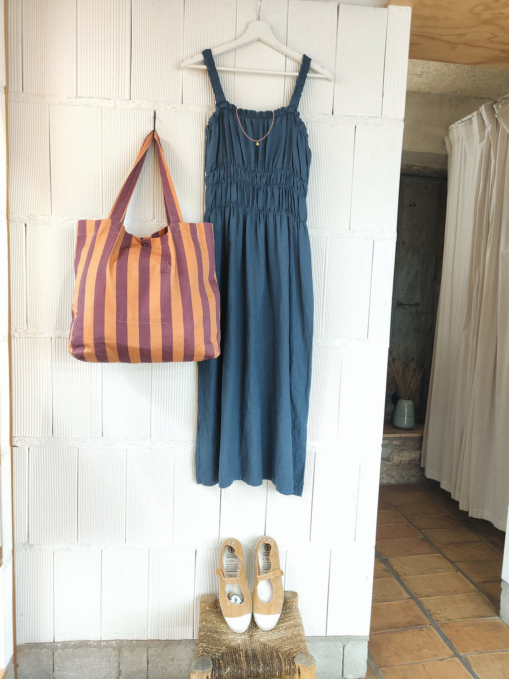 VESTIDO TRIGO AZUL