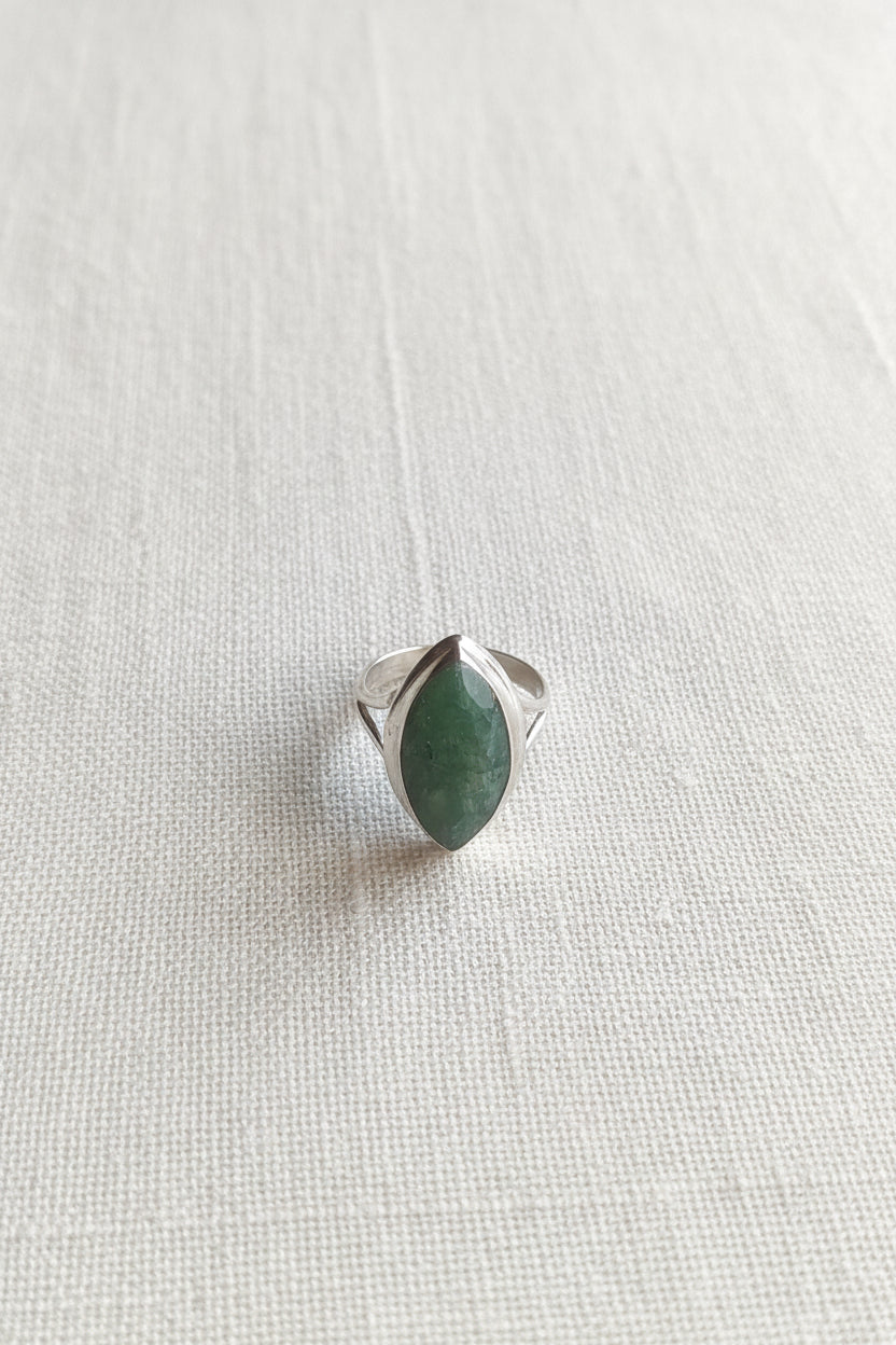ANILLO ESMERALDA NATURAL