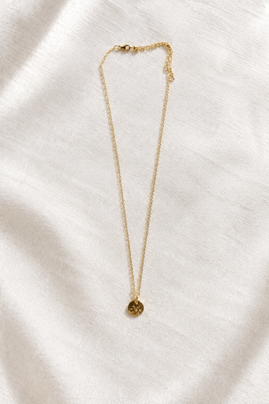 COLGANTE  MINI LUNA TROQUELADA