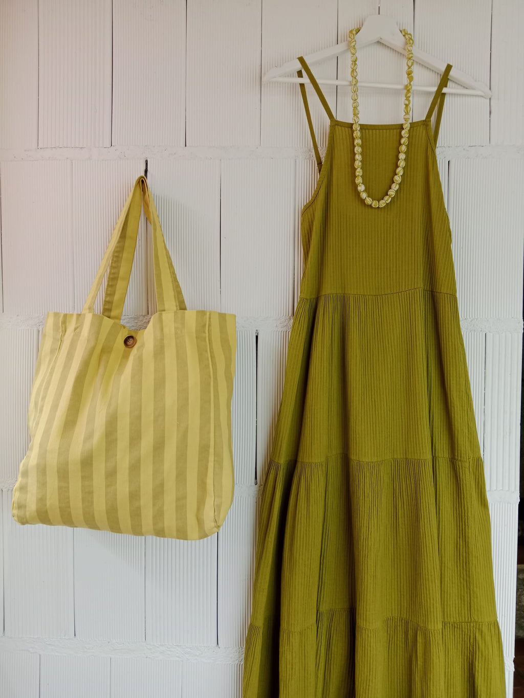 VESTIDO BERLÍN OLIVA