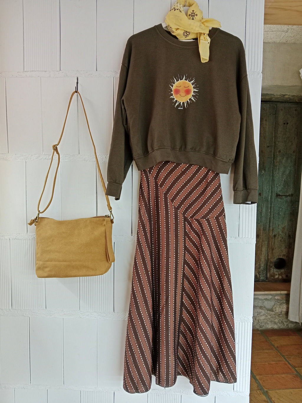 SUDADERA SOL CHOCOLATE