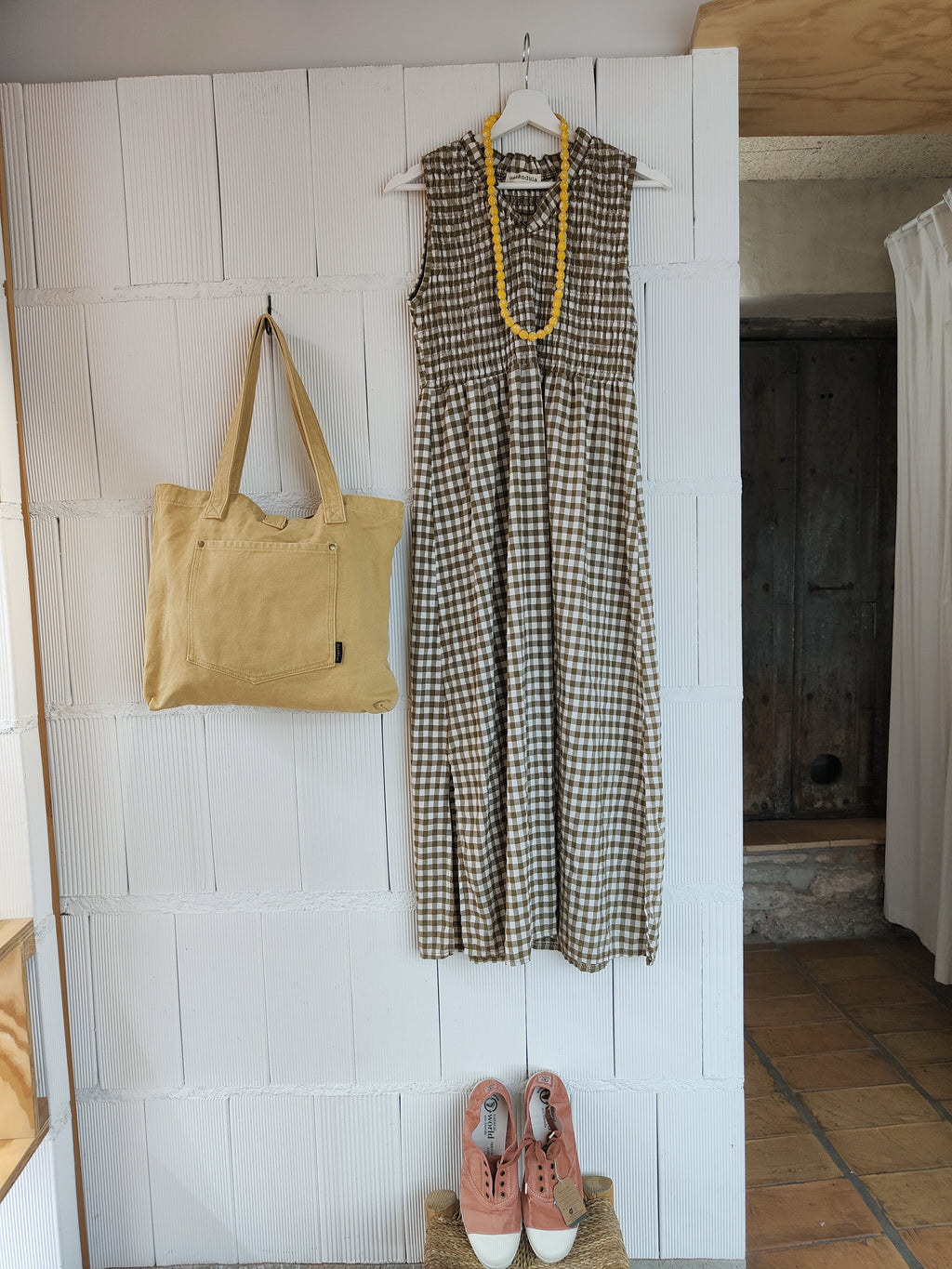 VESTIDO VICHY OCRE
