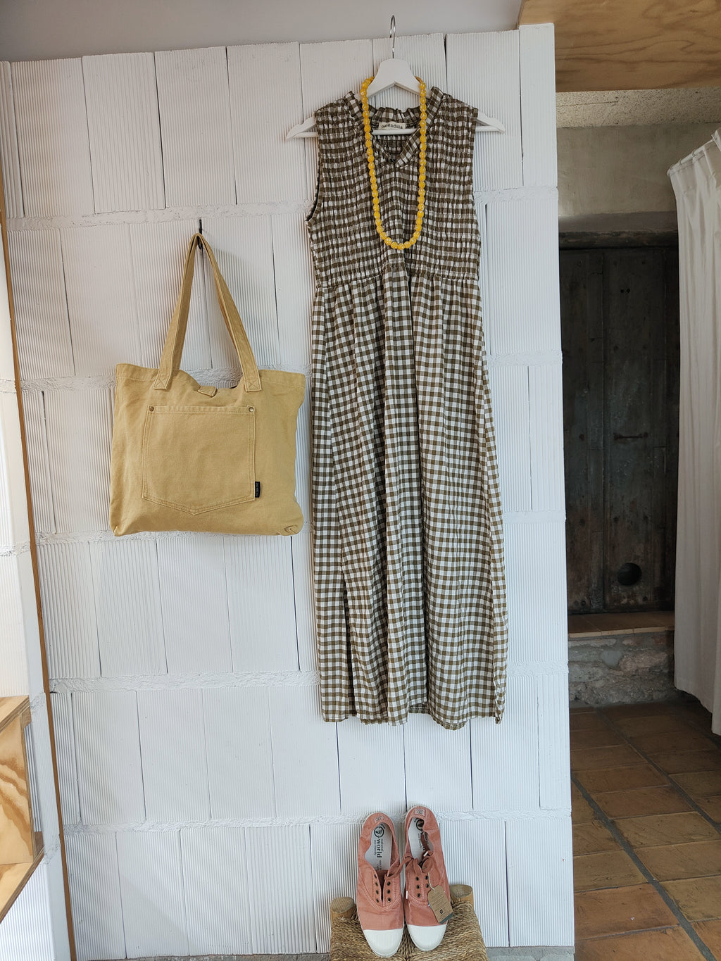 VESTIDO VICHY OCRE